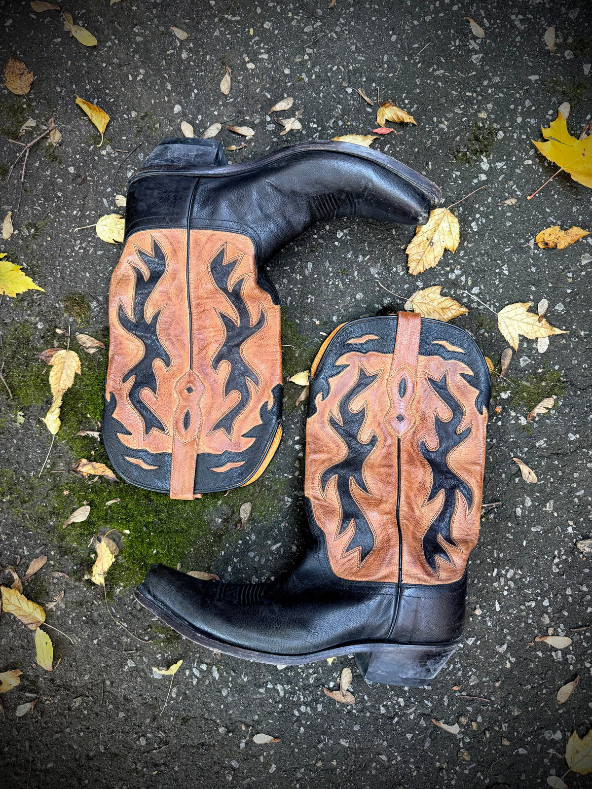 Old West Black & Cognac Cowboy Boots | Women’s 9.5