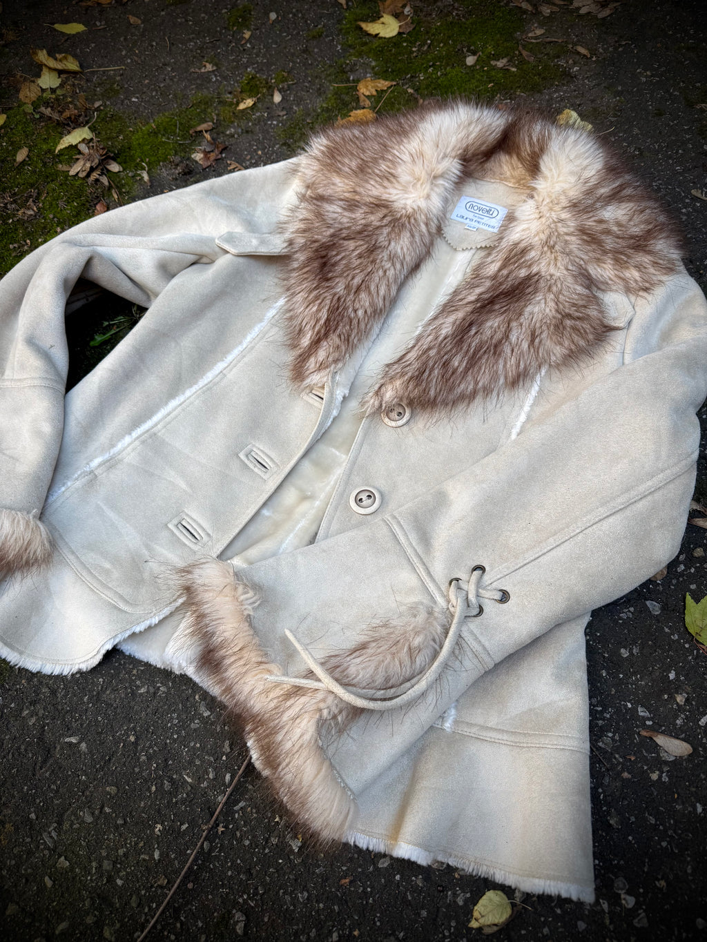 Winter Muse Penny Lane | S